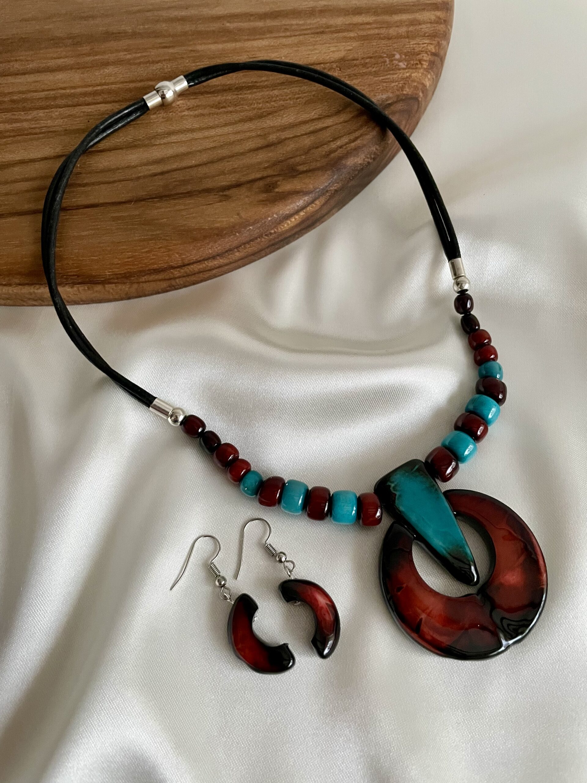 The Andean Ivory Set